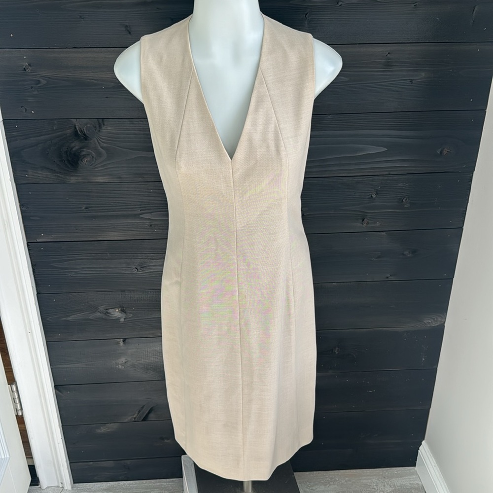 AKRIS‎ Sleeveless V-Neck Wool Double-Face Sheath Dress